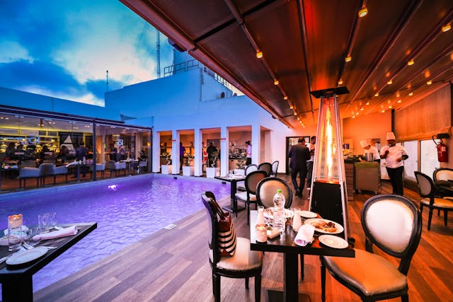 How Digital Price Labels Benefit Hotels